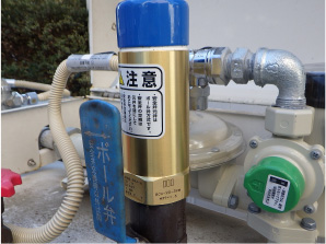 メンテ安全弁交換作業